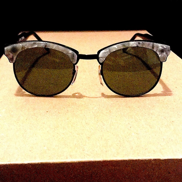 Unique Mother of Pearl Handcrafted Sunnies 😎 - Picture 3 of 9